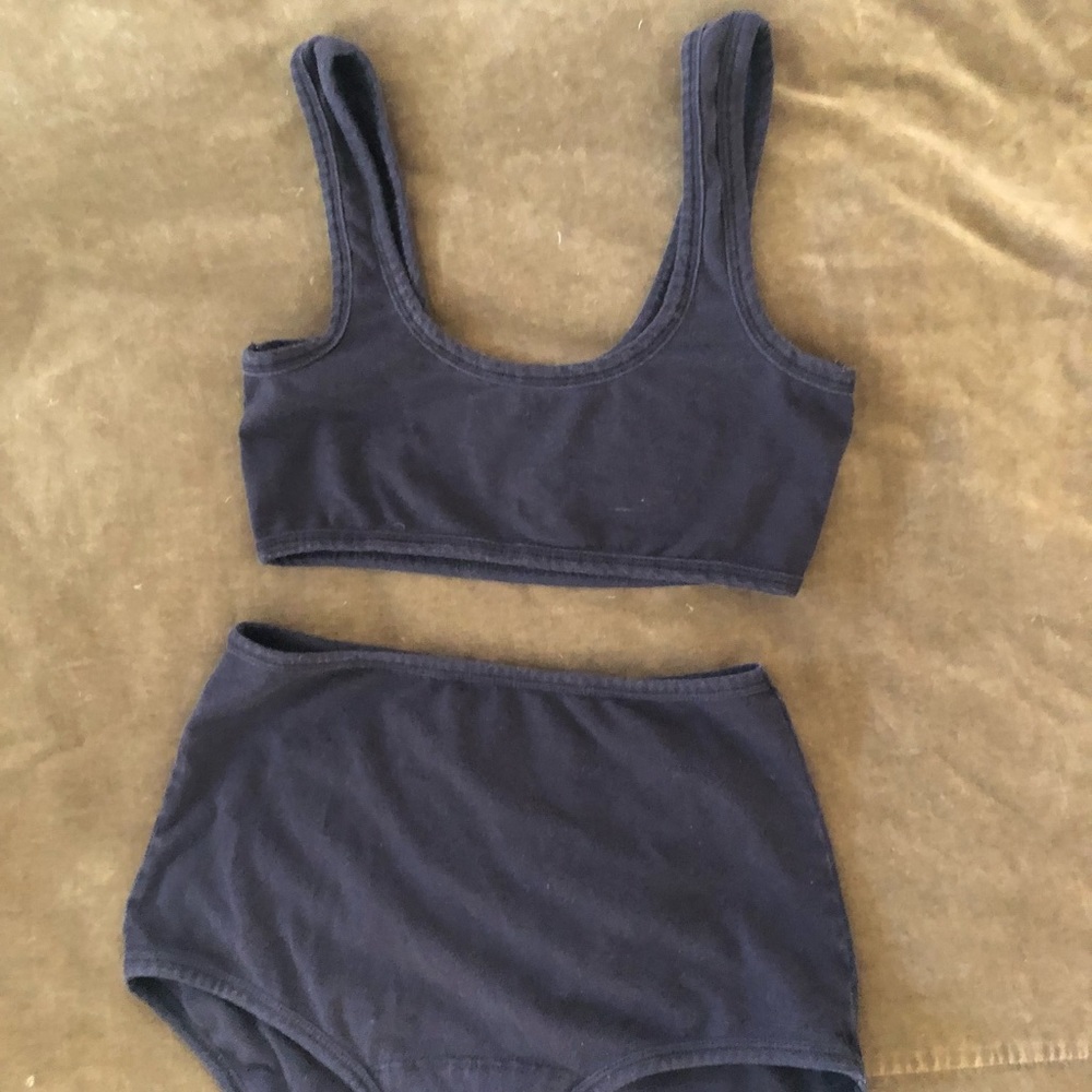 Black ARQ Bra Size M